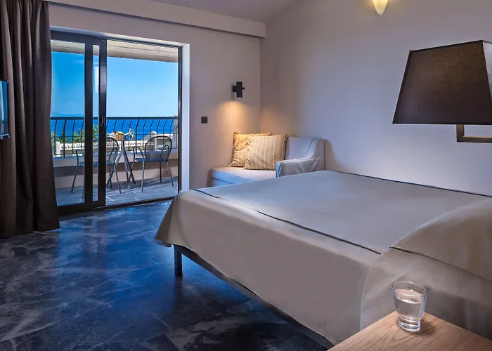 Aeolos 4* Gastouri (Corfu)