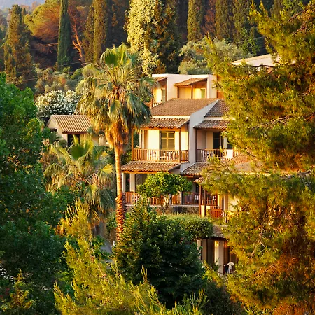 أيولوس بيتش Gastouri (Corfu)