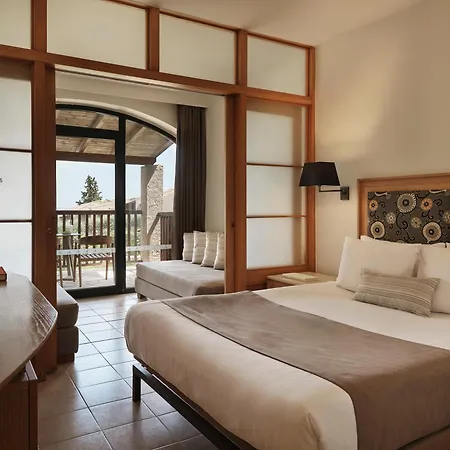 Aeolos Complex 4*