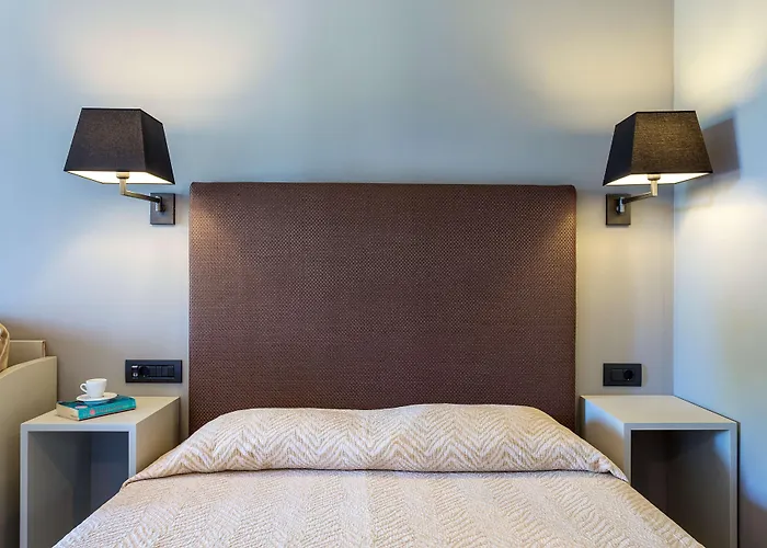 Aeolos 4* Gastouri (Corfu)