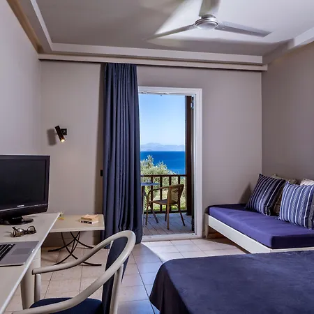 Aeolos 4*